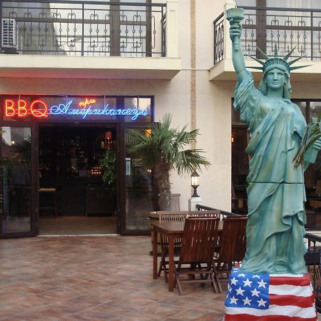 At The American'S Hotel Pomorie Exteriör bild