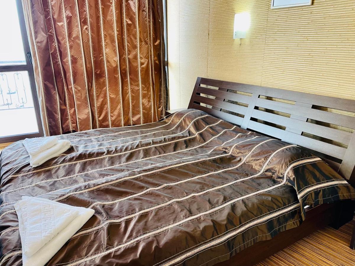 At The American'S Hotel Pomorie Exteriör bild