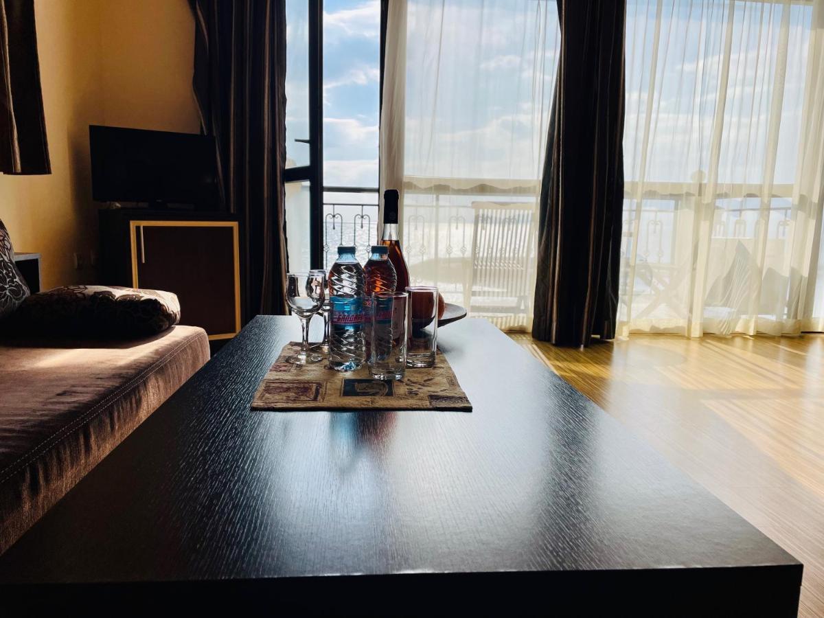 At The American'S Hotel Pomorie Exteriör bild